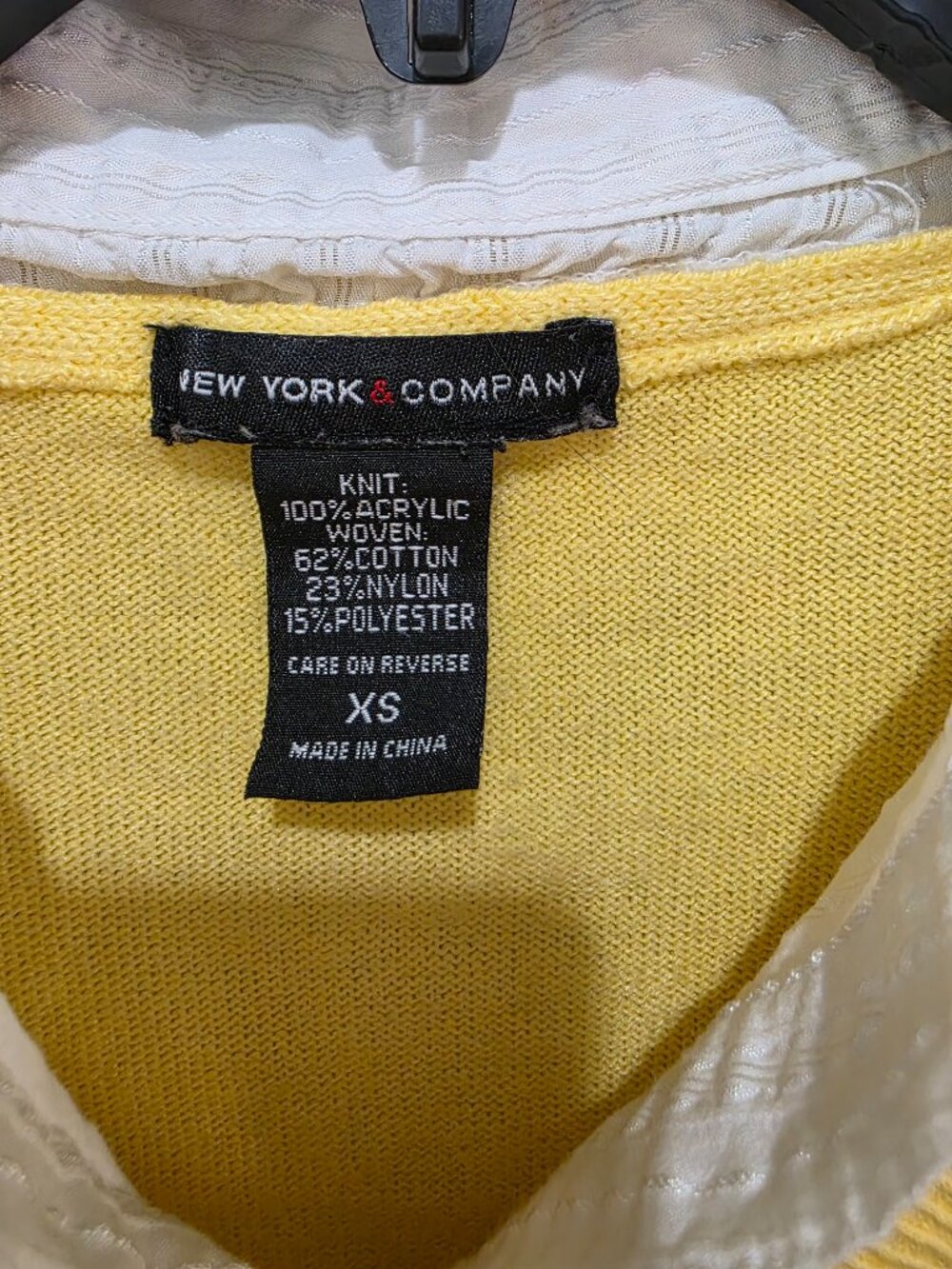 New York & Company Yellow Sweater – Women’s XS V-Neck Lightweight Pullover - Picture 2 of 7